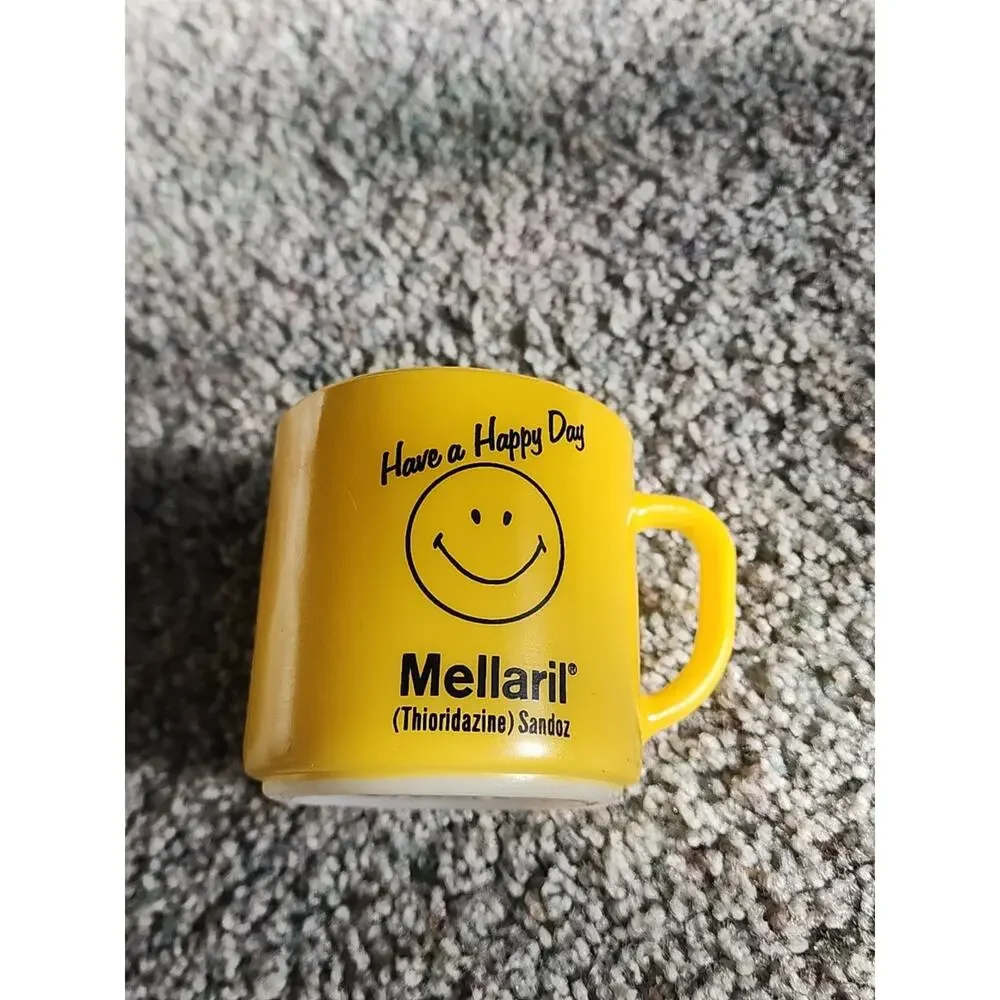 Mellaril Pharmaceutical Advertising Mug yellow milk glass federal Glass‎ VTG